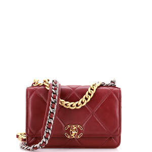 Chanel 19 Wallet On Chain Quilted #240510C40B
